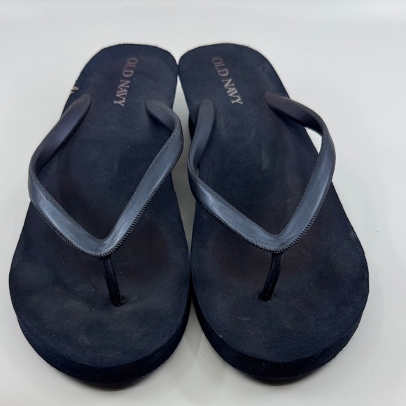 Old Navy Dark Blue Flip Flops - Picture 1 of 2